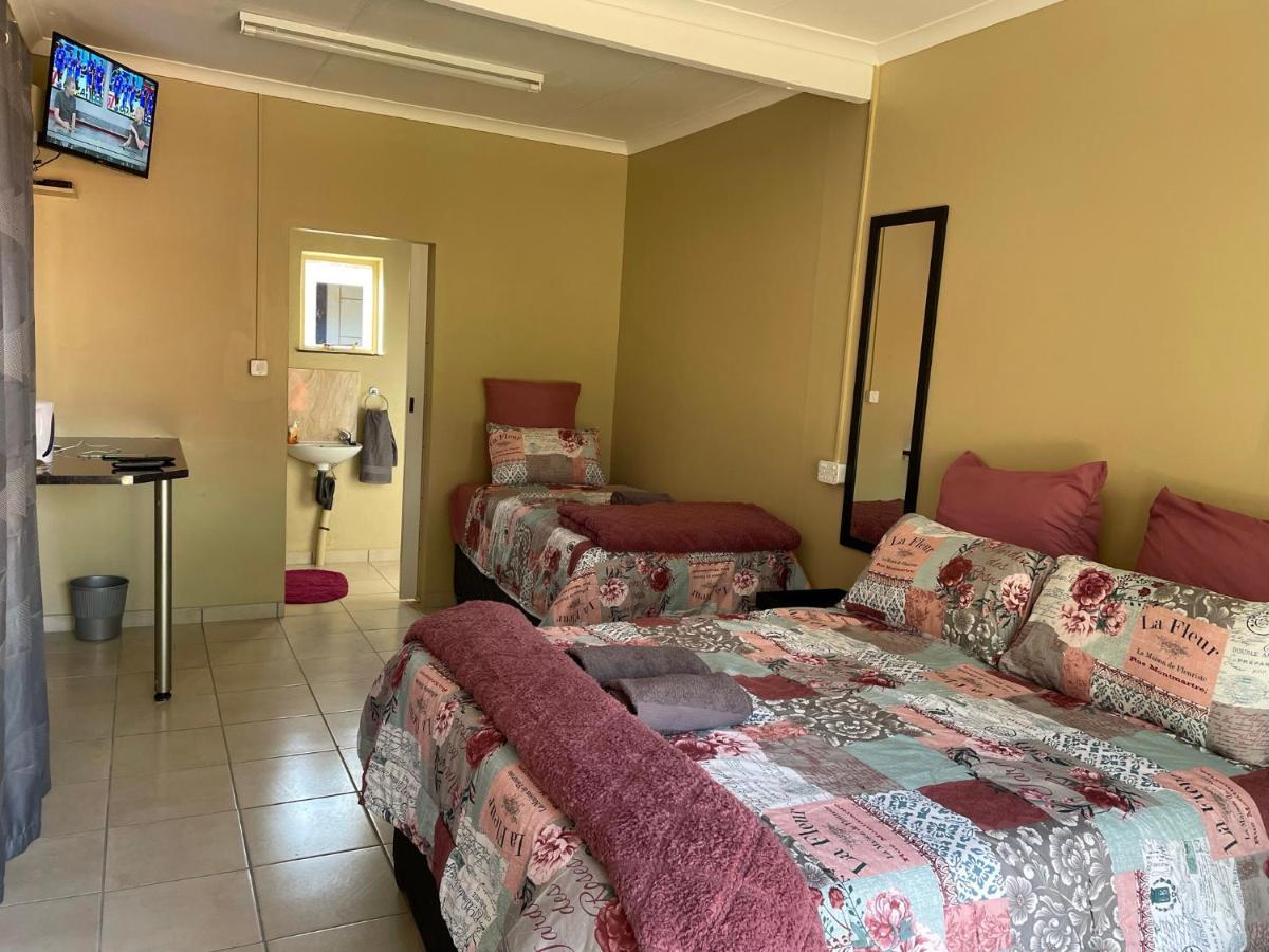 Hotel 4 On Sirius Polokwane Zewnętrze zdjęcie