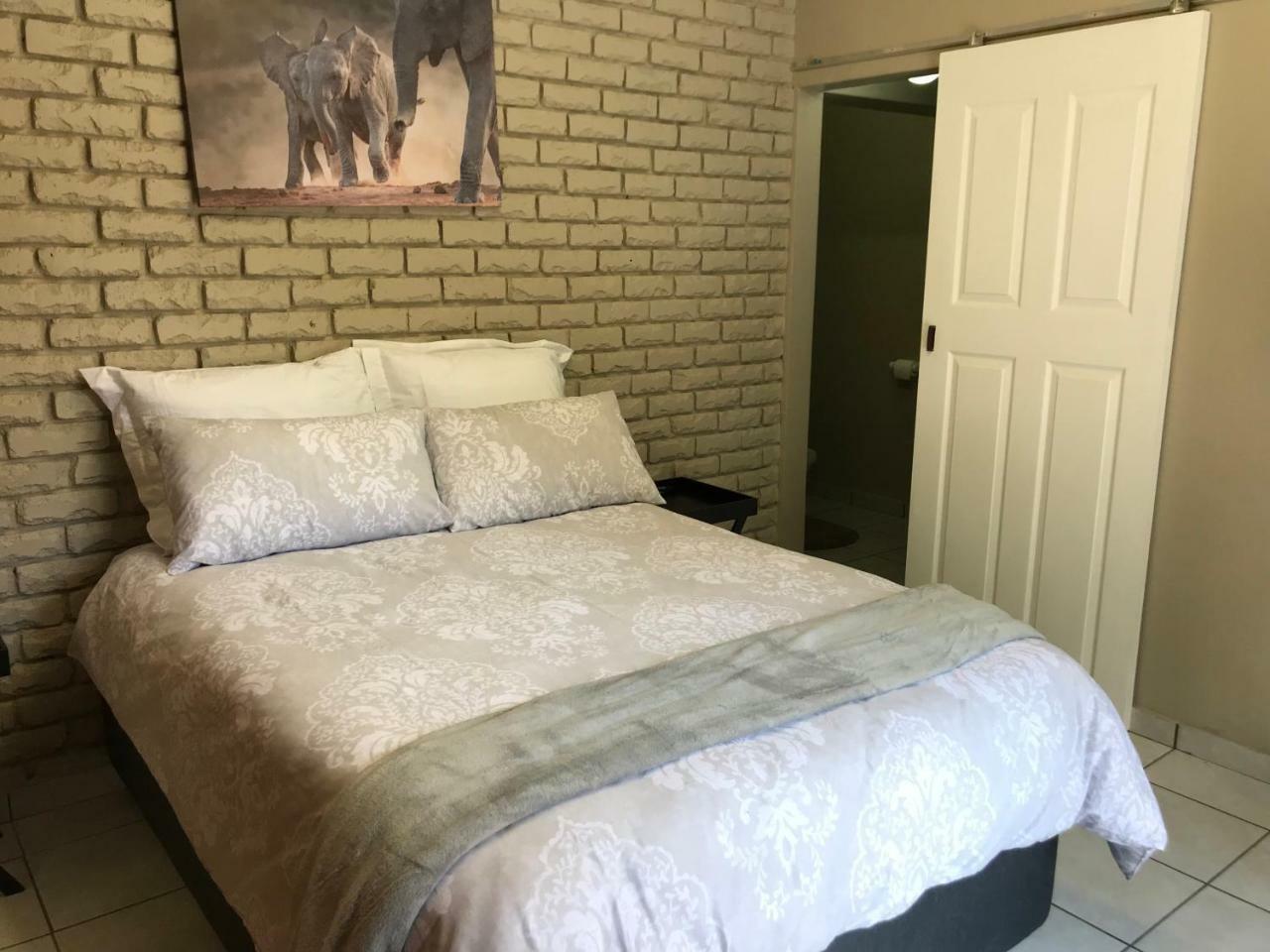 Hotel 4 On Sirius Polokwane Zewnętrze zdjęcie